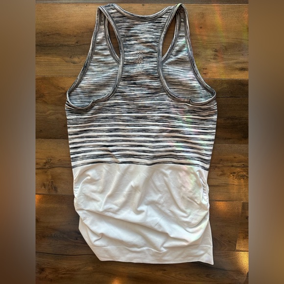 ✅ Athleta Racerback Tank Top S – White & Gray Space-Dye – Longline Cinched Hem - Picture 6 of 6